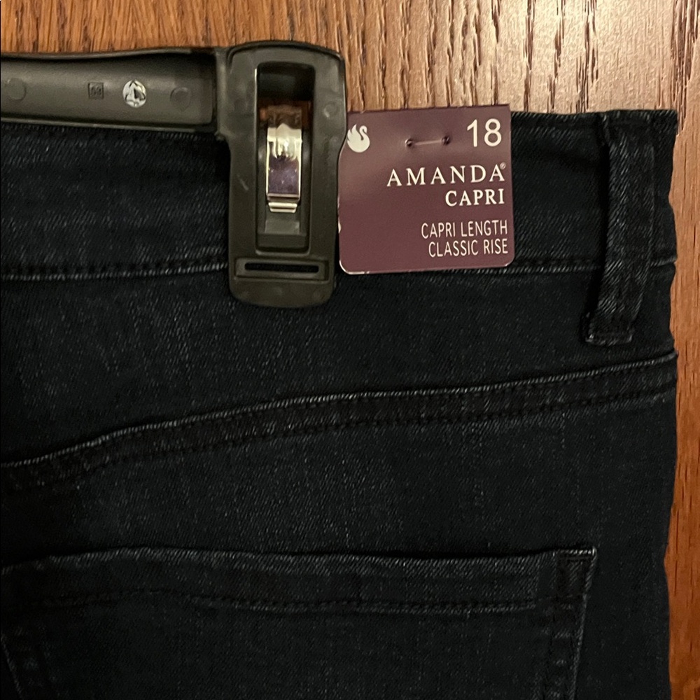 Gloria Vanderbilt Midnight Blue Cropped Jeans featuring Flex Stretch, NWT, Sz 18 - Picture 5 of 9